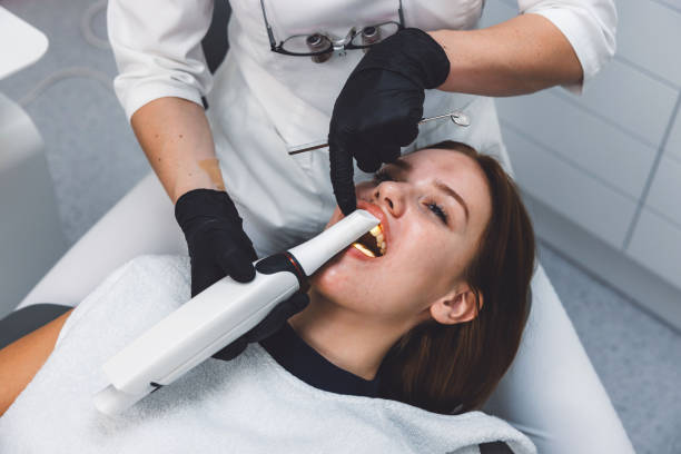 Best Weekend Emergency Dentist in Holtsville, NY